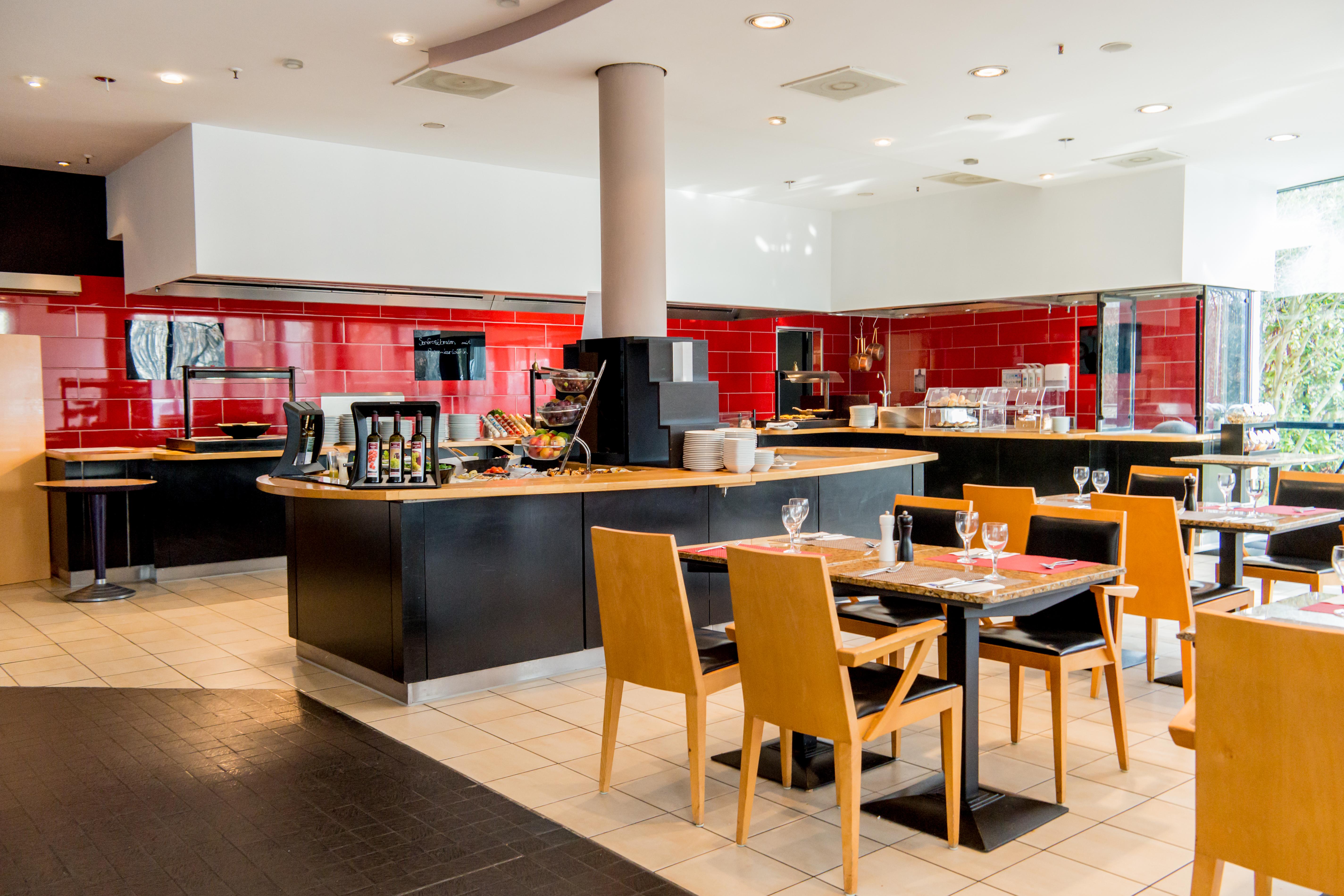 Hotel Four Ratingen Dusseldorf Airport Exterior foto